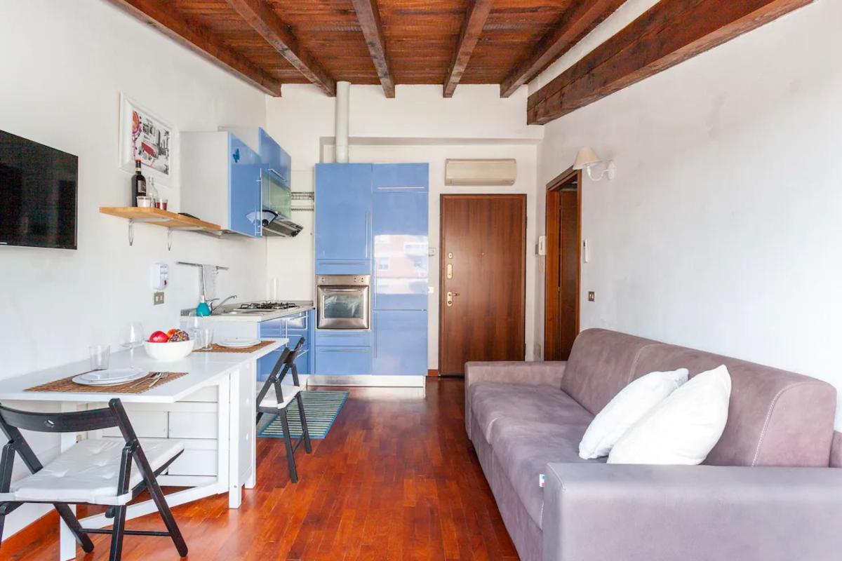 Civico288-Romantic Attic Near Ieo-Bocconi-F Prada Lägenhet Milano Exteriör bild